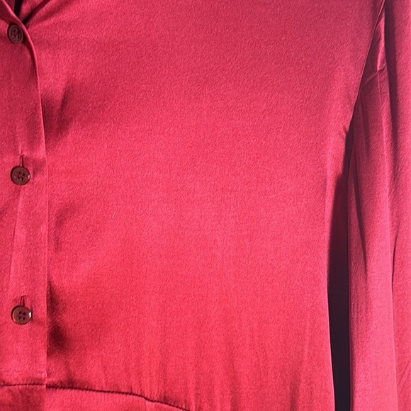 Anne Klein silk red button down blouse - Picture 2 of 10